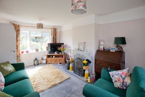 Sitting Room- click for photo gallery
